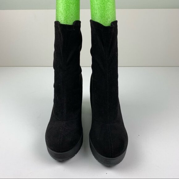 Bershka Faux Suede Black Slip-On Boots size 40 - Picture 4 of 9